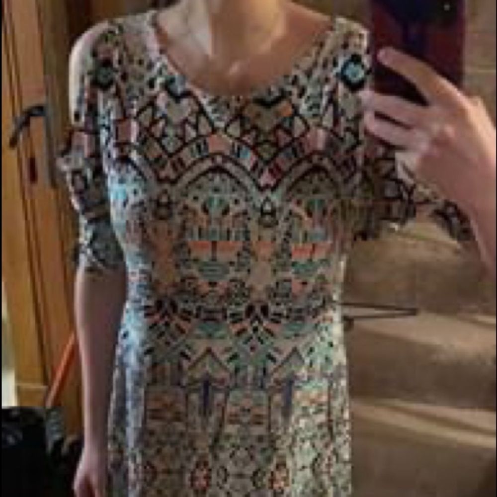 Patterned Dress - Picture 1 of 5